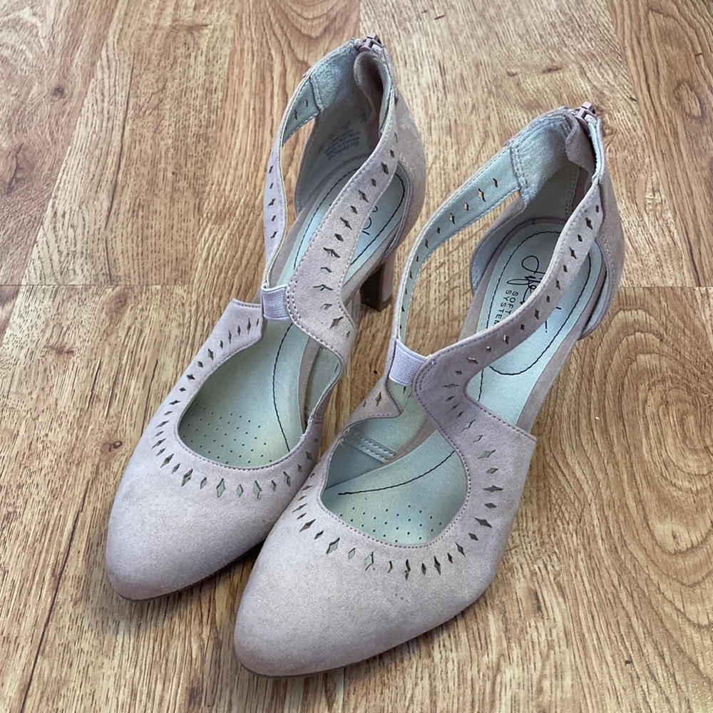Life Stride Blush Pink Faux Suede Heel